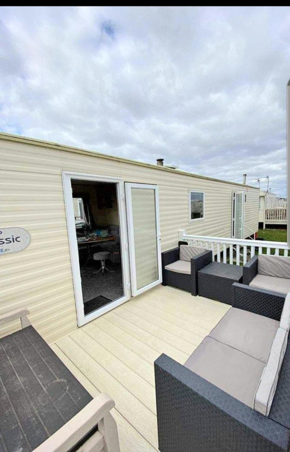 Roseanna Retreat Barmston Beach Parkdean Holiday Park Hotel ภายนอก รูปภาพ